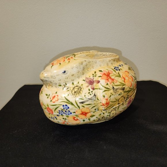 Vintage Rabbit Trinket Box - Picture 2 of 8